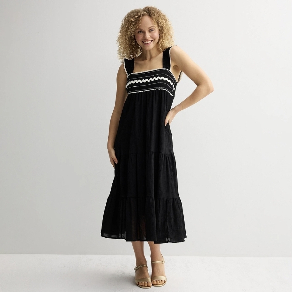 Rewind Black White Large Tiered Midi Dress Flutter Sleeves Feminine Romantic